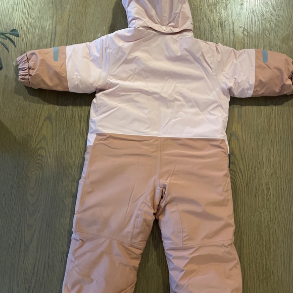 PATAGONIA snowsuit NWT - Picture 3 of 4